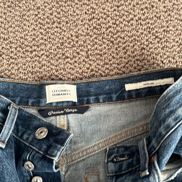 NWOT citizens of humanity Marlow jean short - Picture 5 of 5